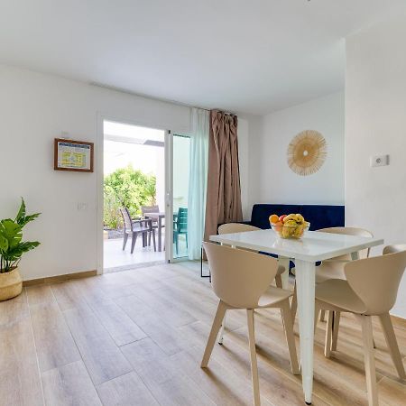 Homeforguest Moderno Apartamento Con Piscina En Corralejo Eksteriør bilde