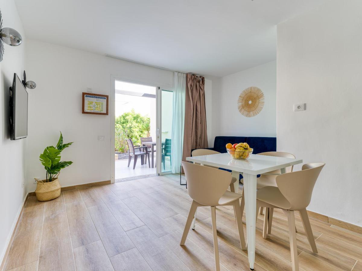Homeforguest Moderno Apartamento Con Piscina En Corralejo Eksteriør bilde