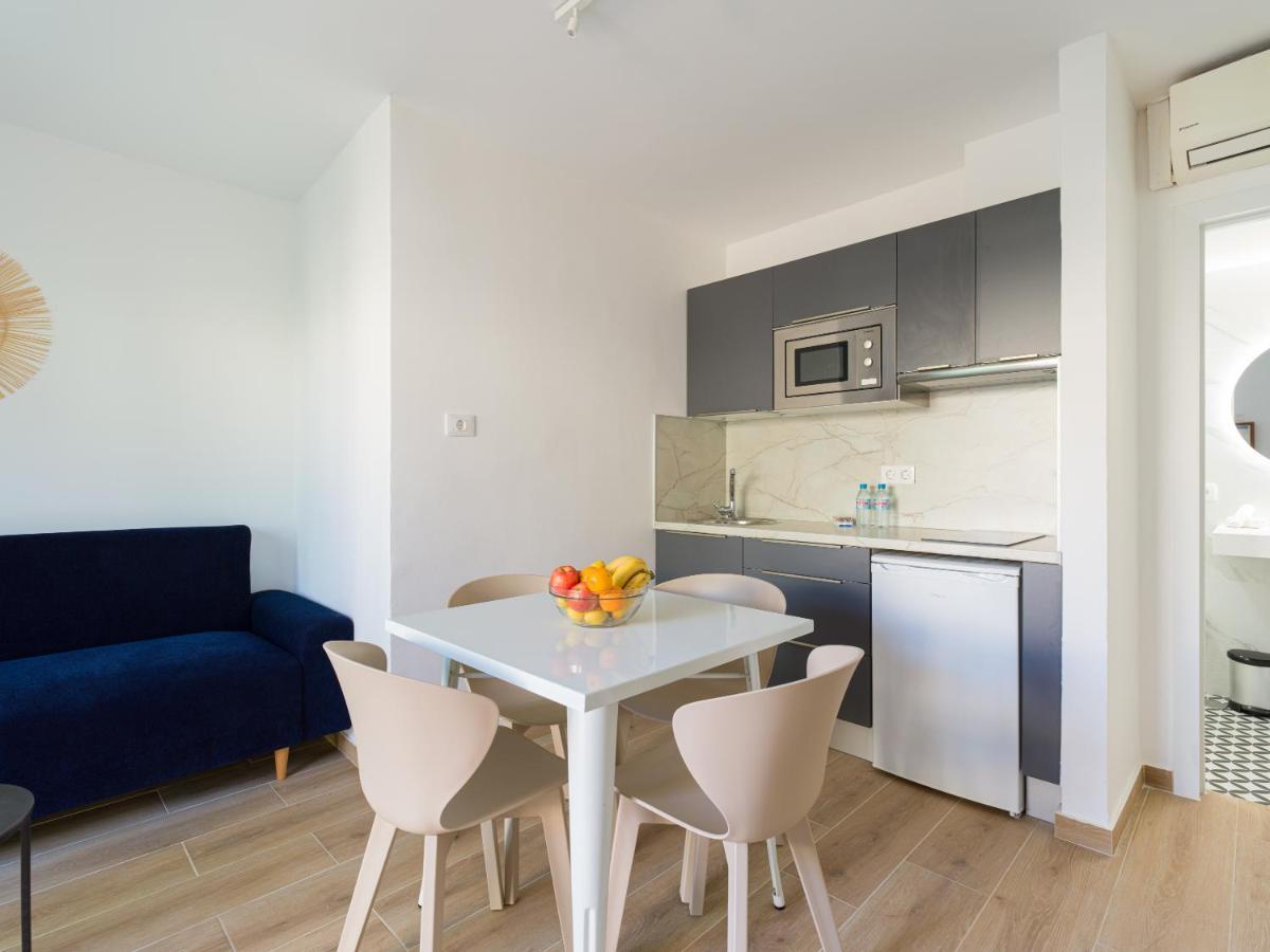 Homeforguest Moderno Apartamento Con Piscina En Corralejo Eksteriør bilde
